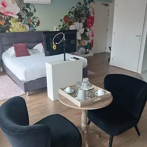 Inside Les Dombes Villars-les-Dombes